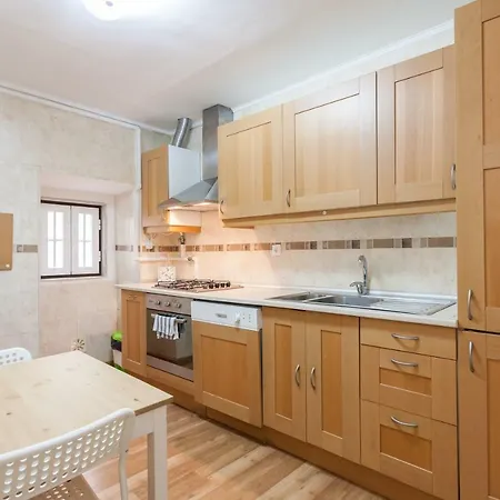 Flh Bairro Alto Stylish Daire *